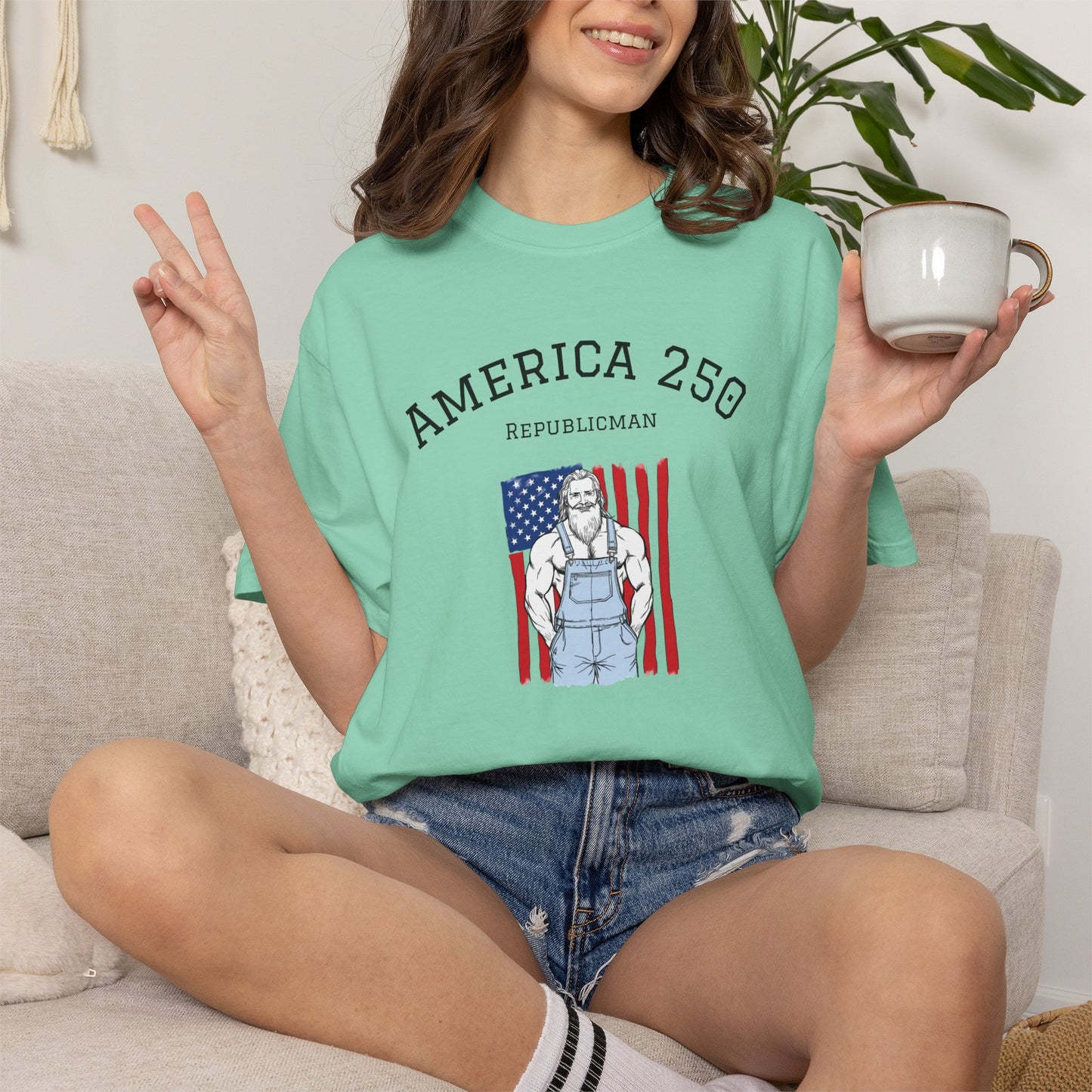 T-Shirt: America 250 Republicman